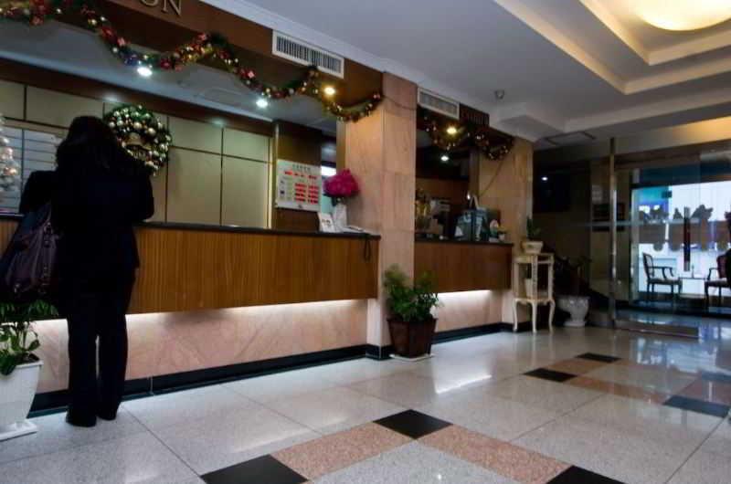 Crown Insadong